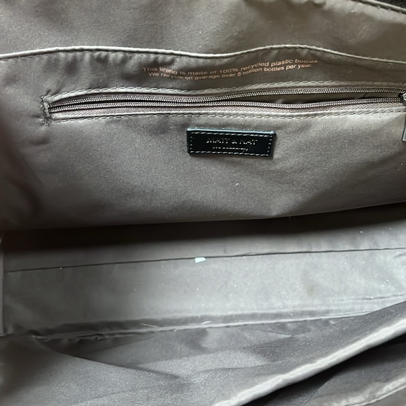 Matt n Nat Vegan Leather Computer Bag - Picture 3 of 7